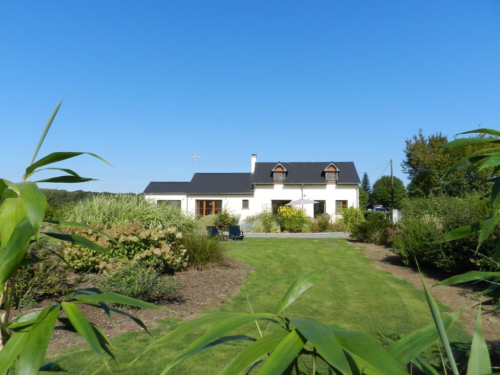Gite La Grenouillere Esqueheries ภายนอก รูปภาพ