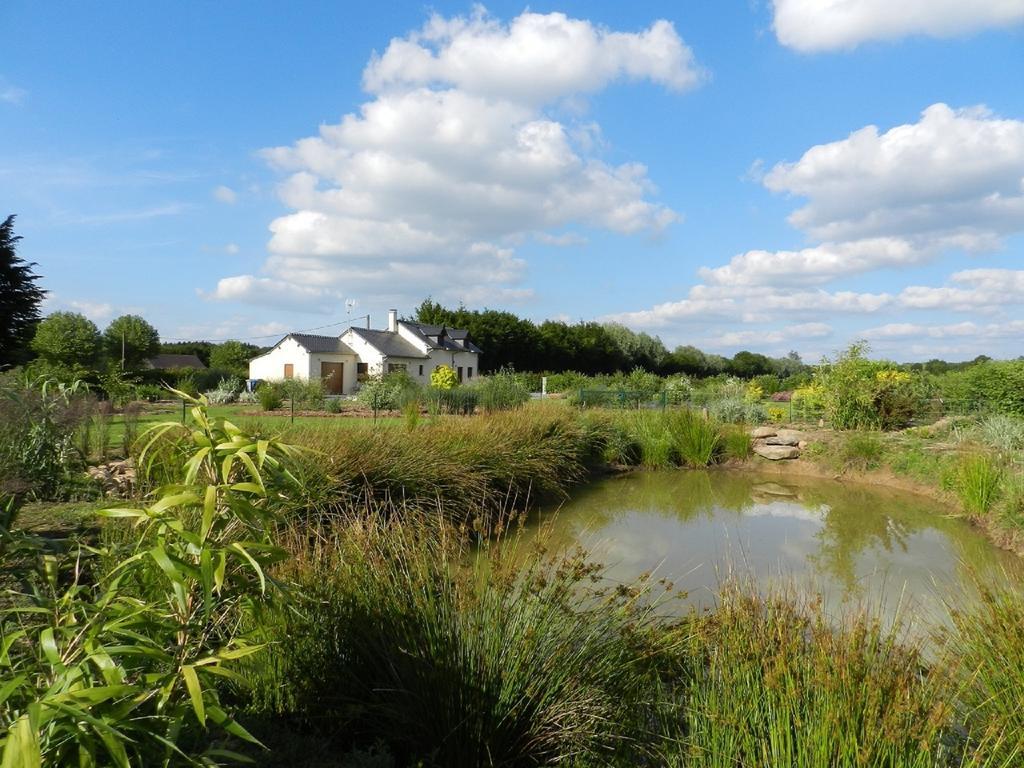 Gite La Grenouillere Esqueheries ภายนอก รูปภาพ