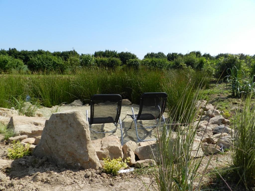 Gite La Grenouillere Esqueheries ภายนอก รูปภาพ