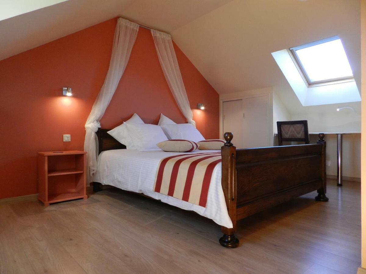 Gite La Grenouillere Esqueheries ภายนอก รูปภาพ