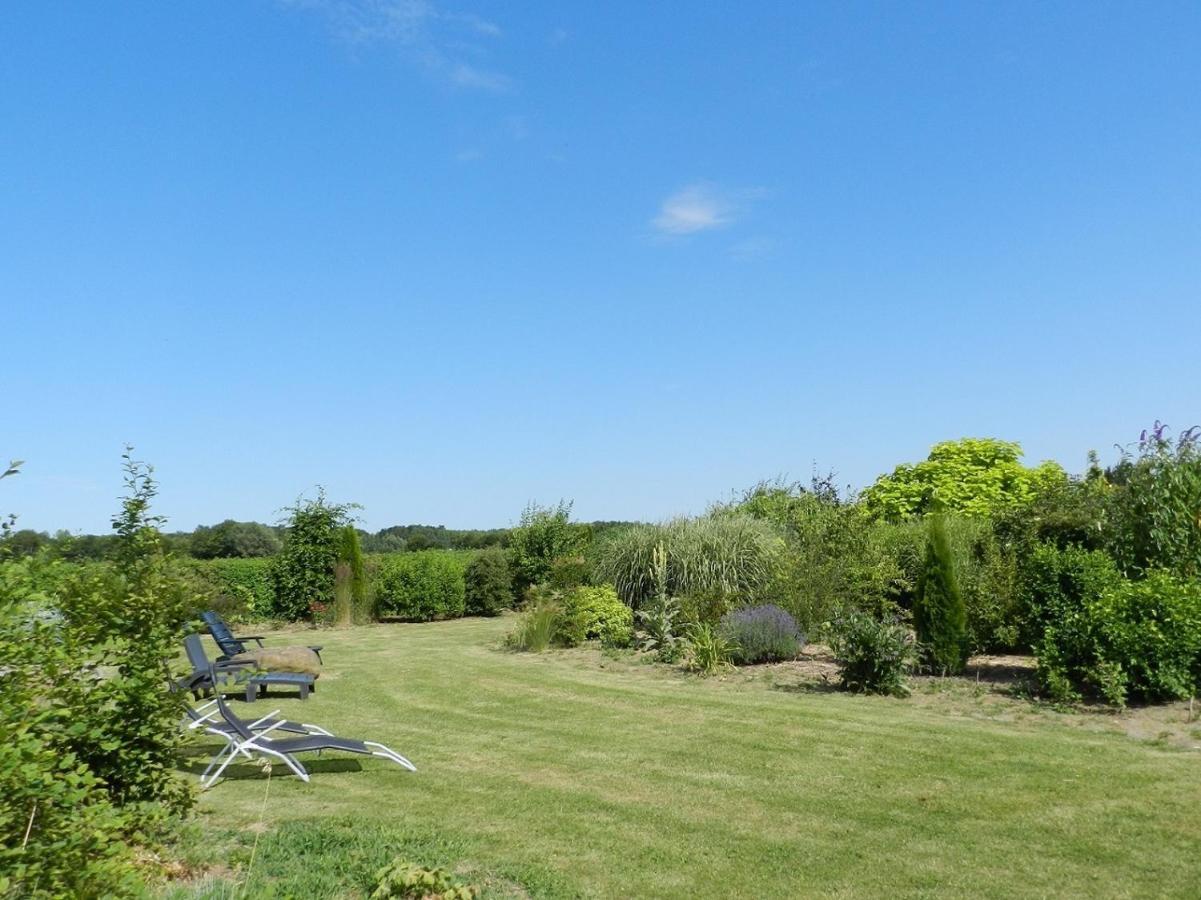 Gite La Grenouillere Esqueheries ภายนอก รูปภาพ